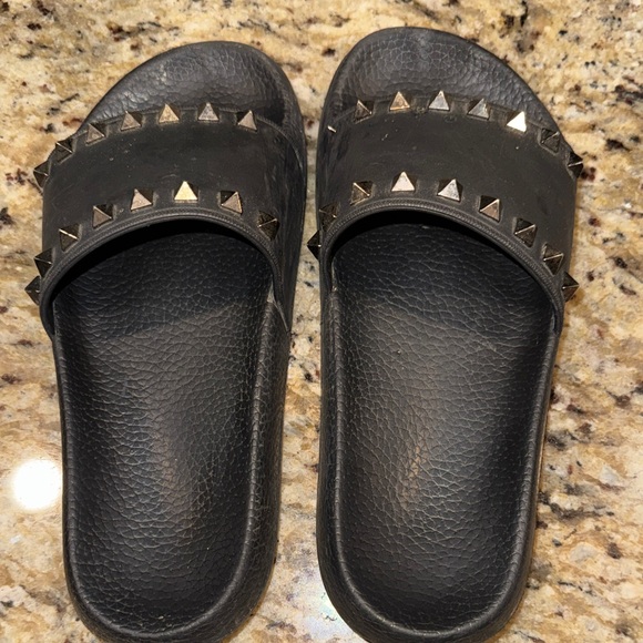 Valentino Black Textured Slides - Picture 1 of 3